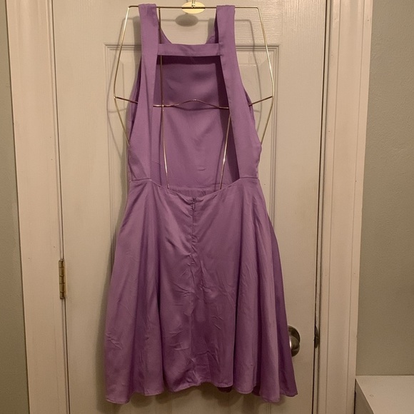 NWT silence + noise Lilac Backless Dress Size 4 - Picture 3 of 11